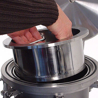 easy access to filter for discharge easy access to filter for discharge