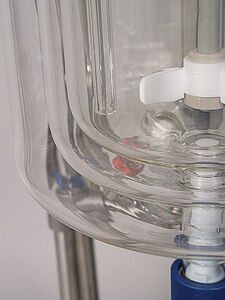 玻璃釜体，带用于低温化学反应的双夹套
