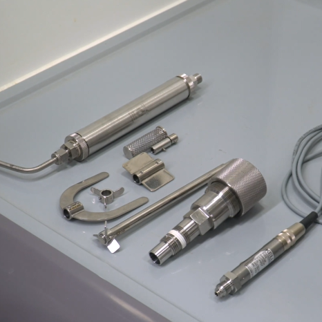 Our vast range of accessories helps you to adapt your reactor systems