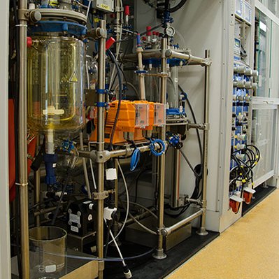 Ex proof kilolab for R&D at Teva ratiopharm Ulm combining several Buchi systems