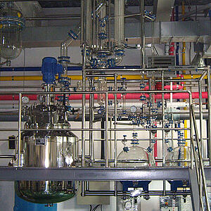 1000 liter cryogenic reactor with glass overhead