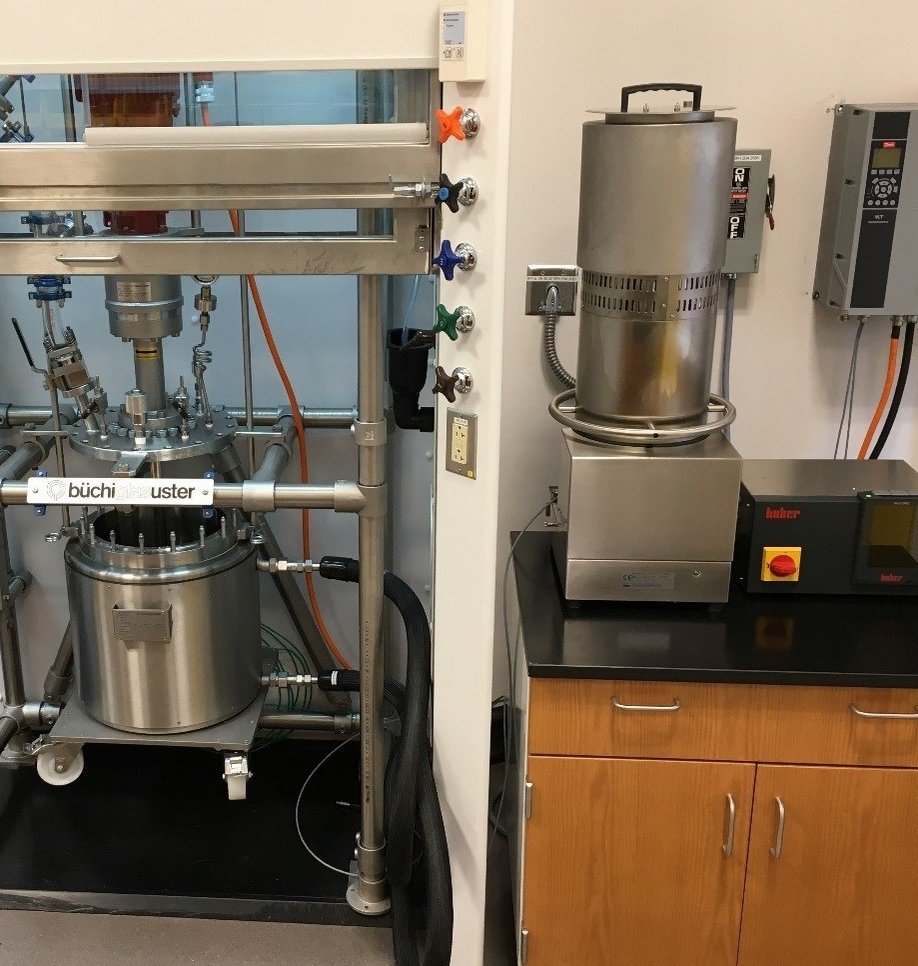 Polycondensation reactor for scale-up research and process development 