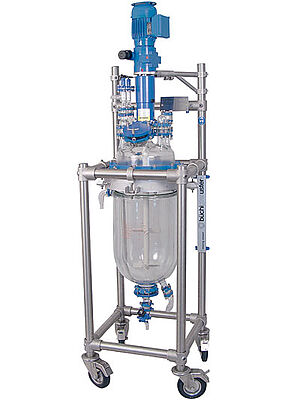 Jacketed 50 liter glass reactor, mixing vessel