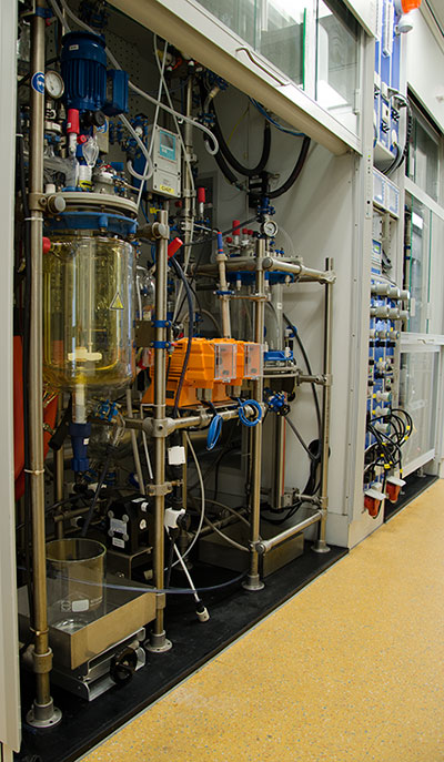 kilo lab for chemical synthesis, hydrogenations - full vacuum to high pressure chemistry kilo lab for chemical synthesis, hydrogenations - full vacuum to high pressure chemistry